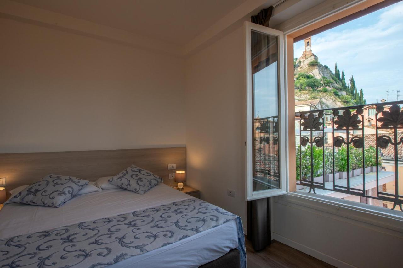 Albergo La Rocca 布里西盖拉 外观 照片